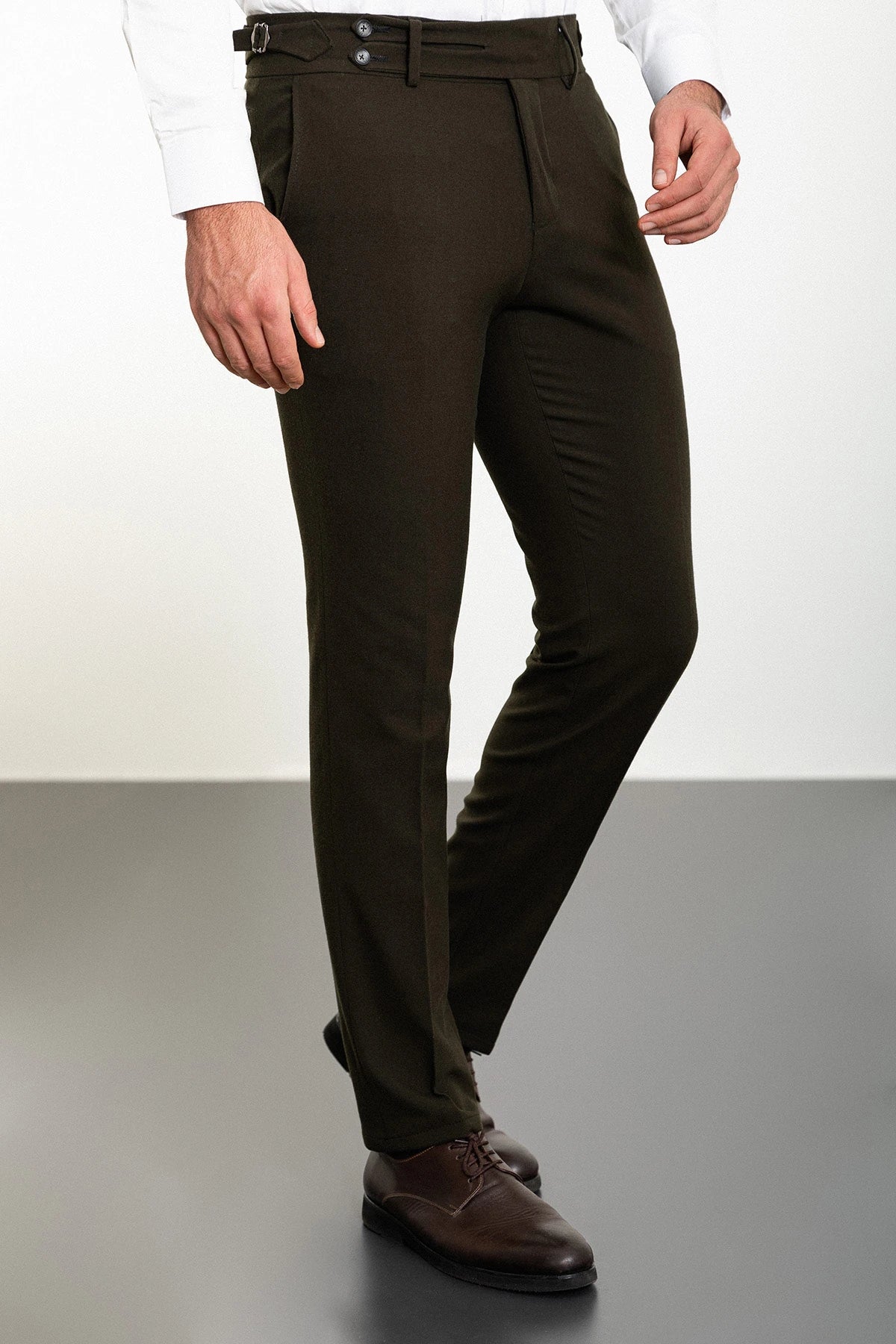 Bojoni Omaha Straight Slim Fit Belt Detailed Buckle Khaki Trousers