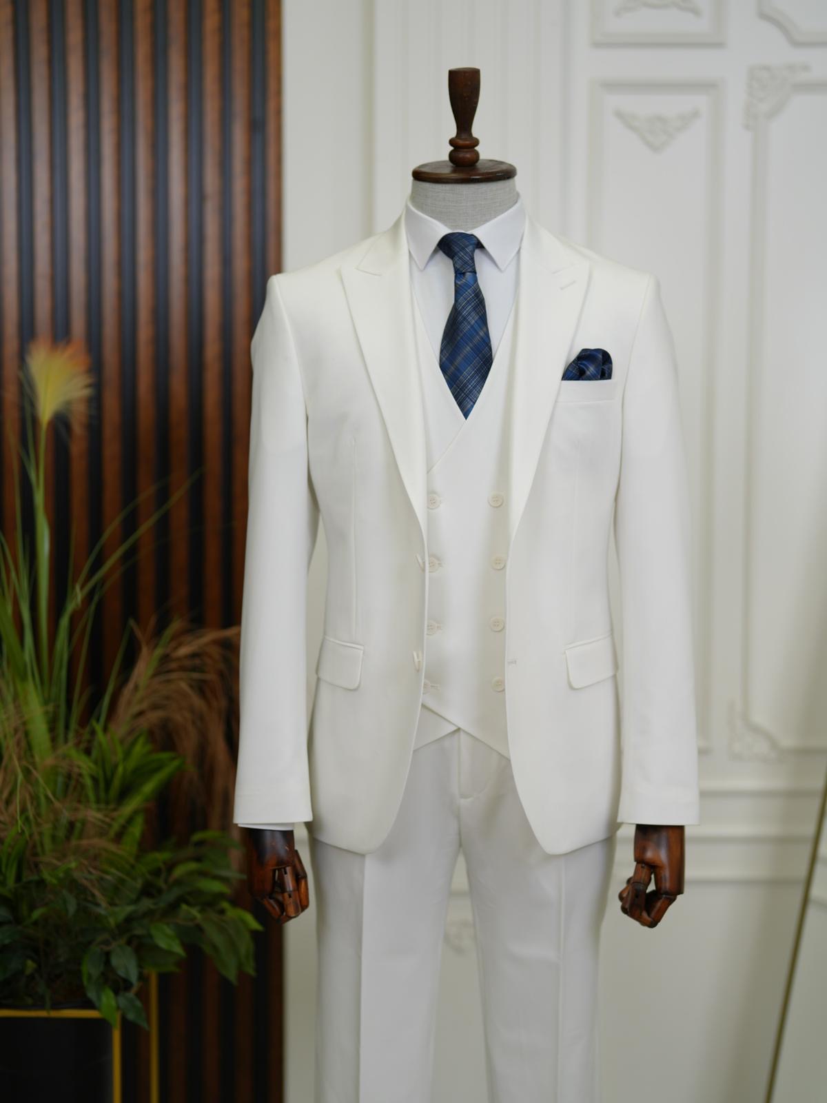 Bojoni Volterra White  Slim Fit Suit