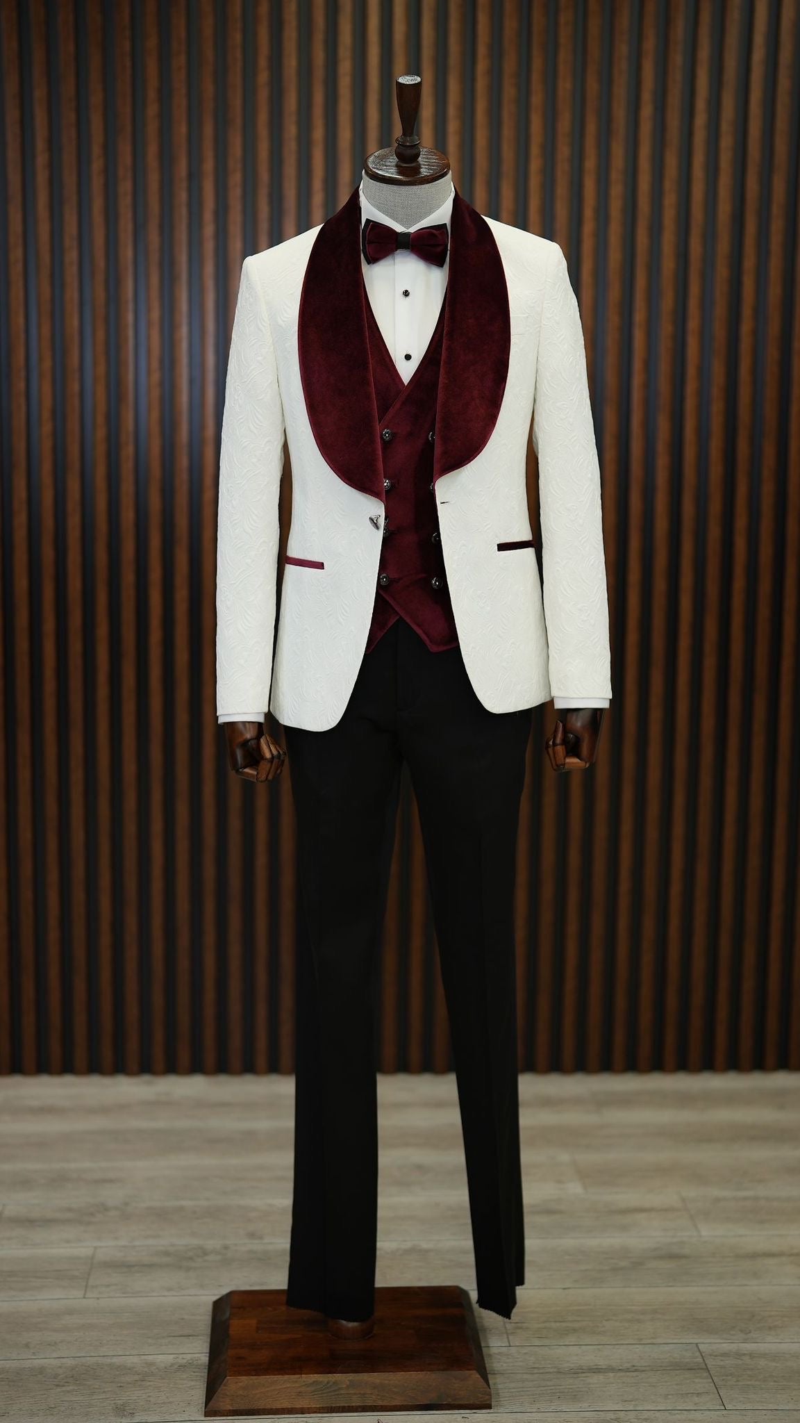 Bojoni Paruri Burgundy Slim Fit Velvet Shawl Lapel Wool Tuxedo