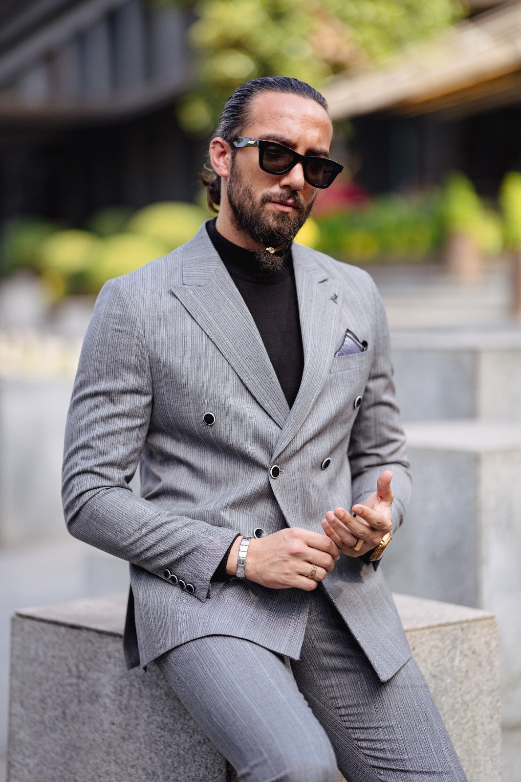 Bojoni  Matera Gray Slim Fit Peak Lapel Double Breasted Striped Suit