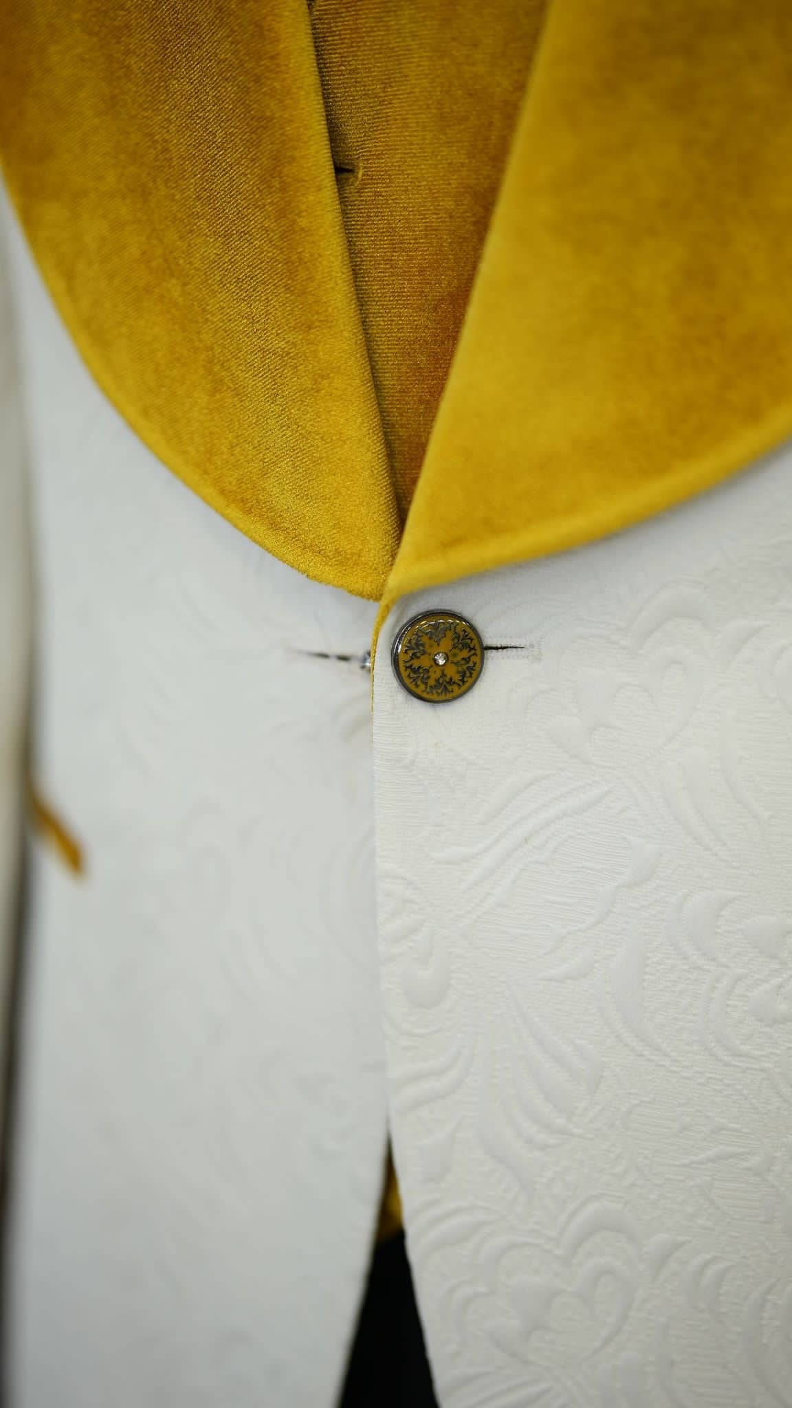 Bojoni Paruri Yellow Slim Fit Velvet Shawl Lapel Wool Tuxedo