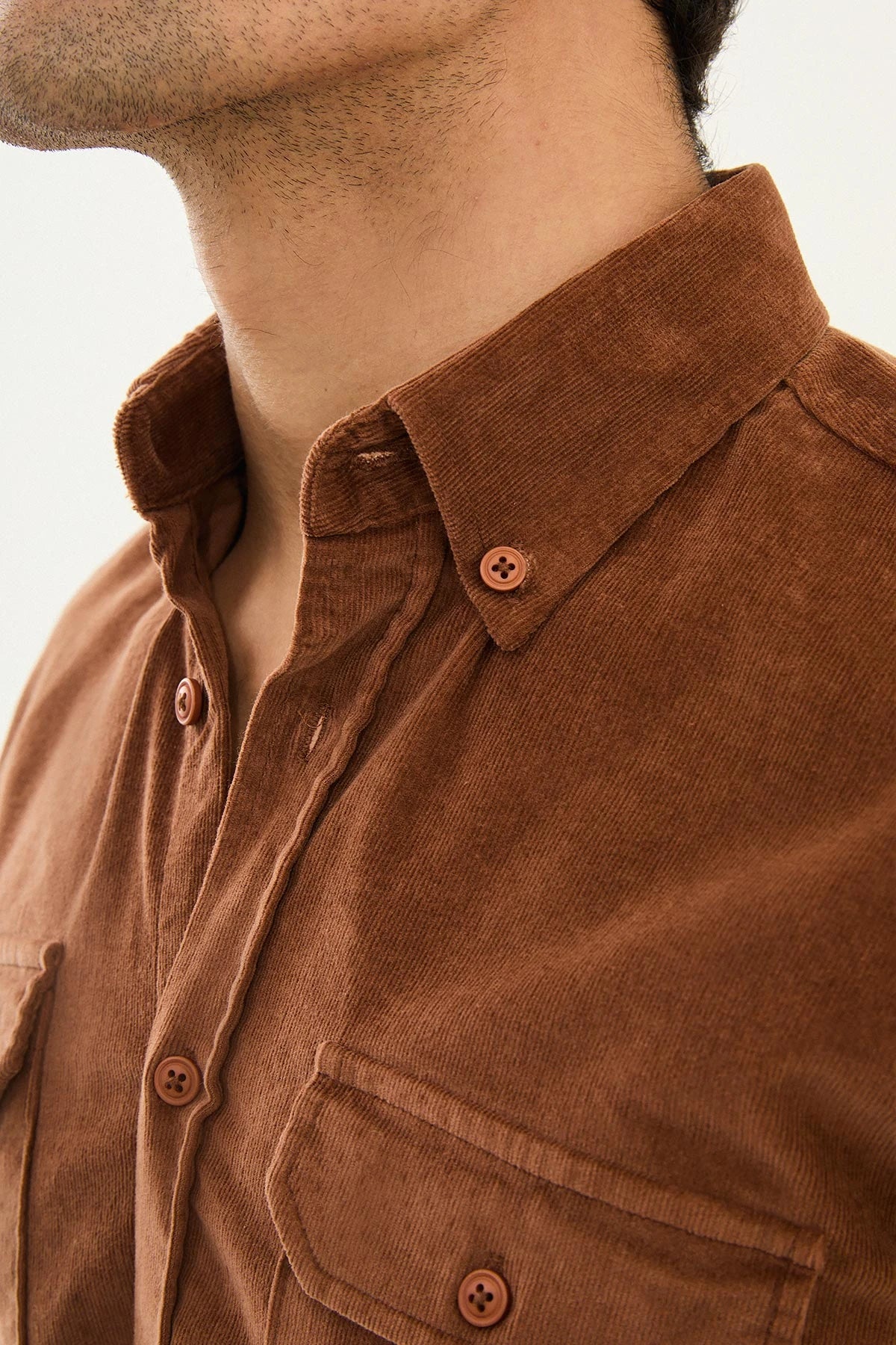 Bojoni Capena Hidden Button Slim Fit Camel Velvet Shirt