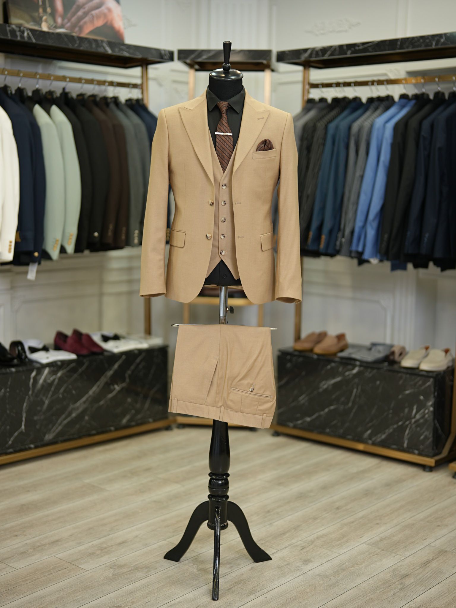 Bojoni Maison Cream Slim Fit Suit