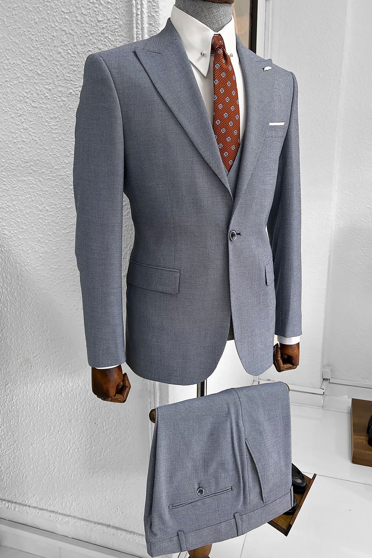 Bojoni Ravenna Slim Fit High Quality Blue Suit