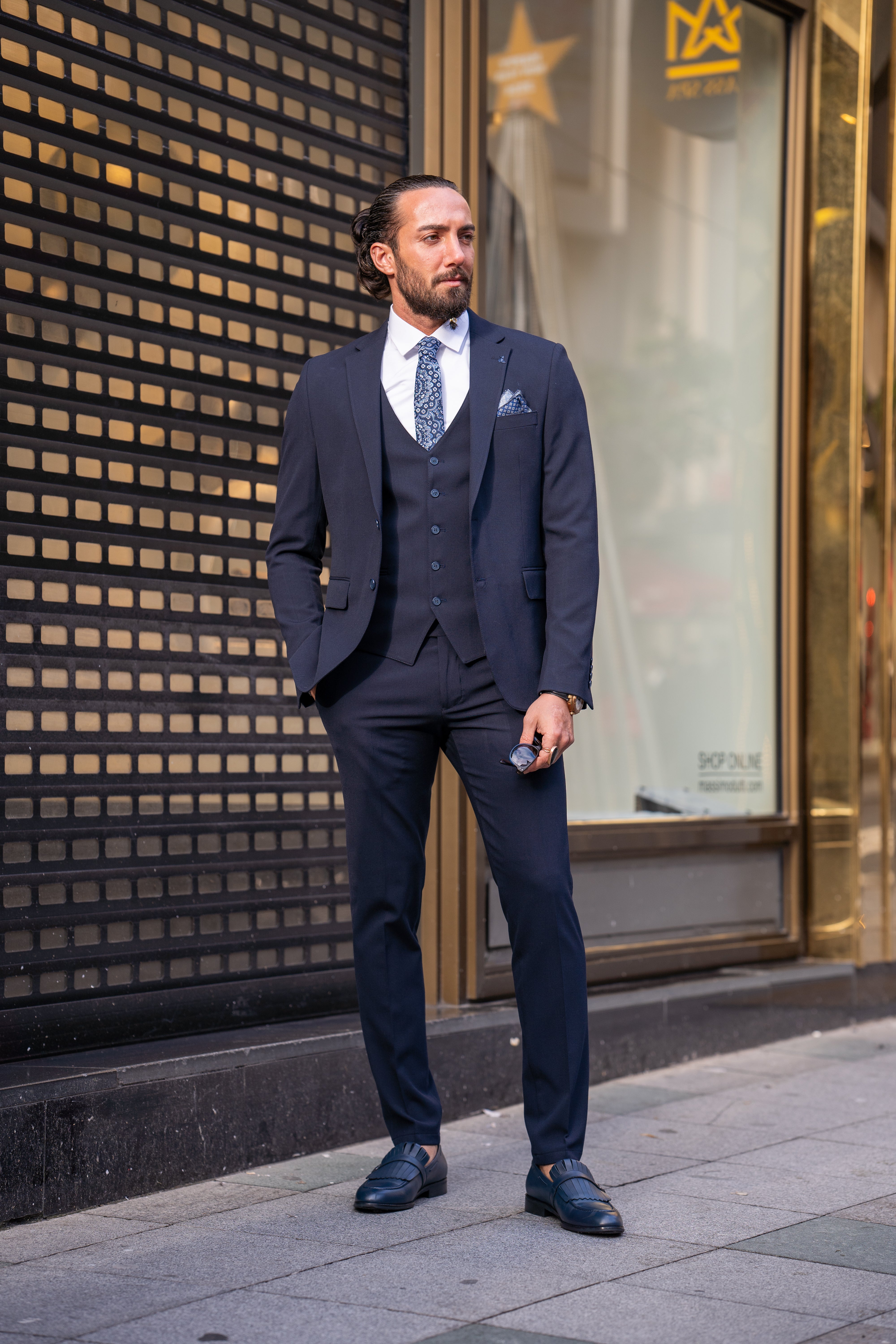 Bojoni Bath Navy Blue Slim Fit Notch Lapel 3 Piece Suit