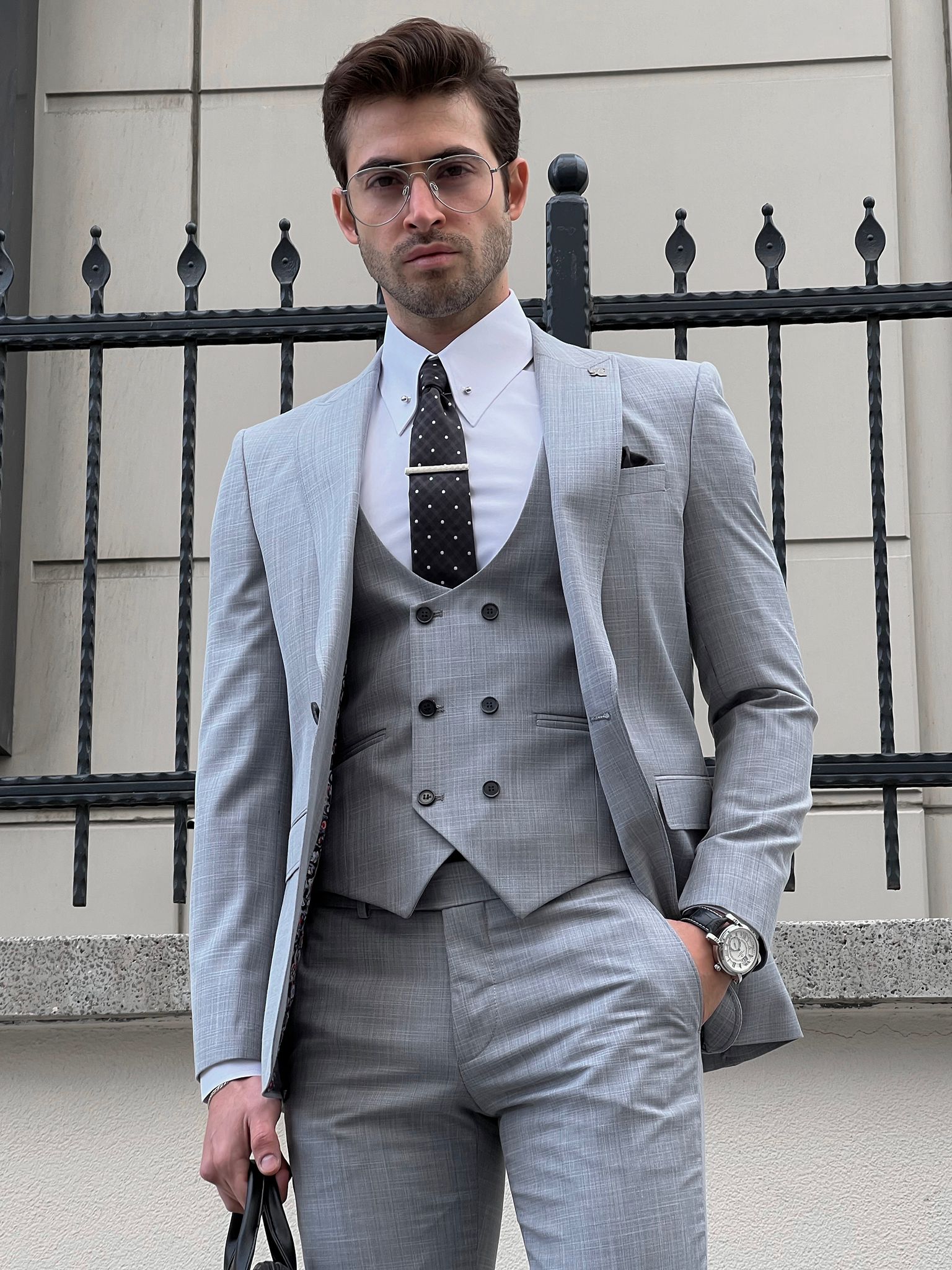 Louis Slim Fit Self Patterned Gray Suit