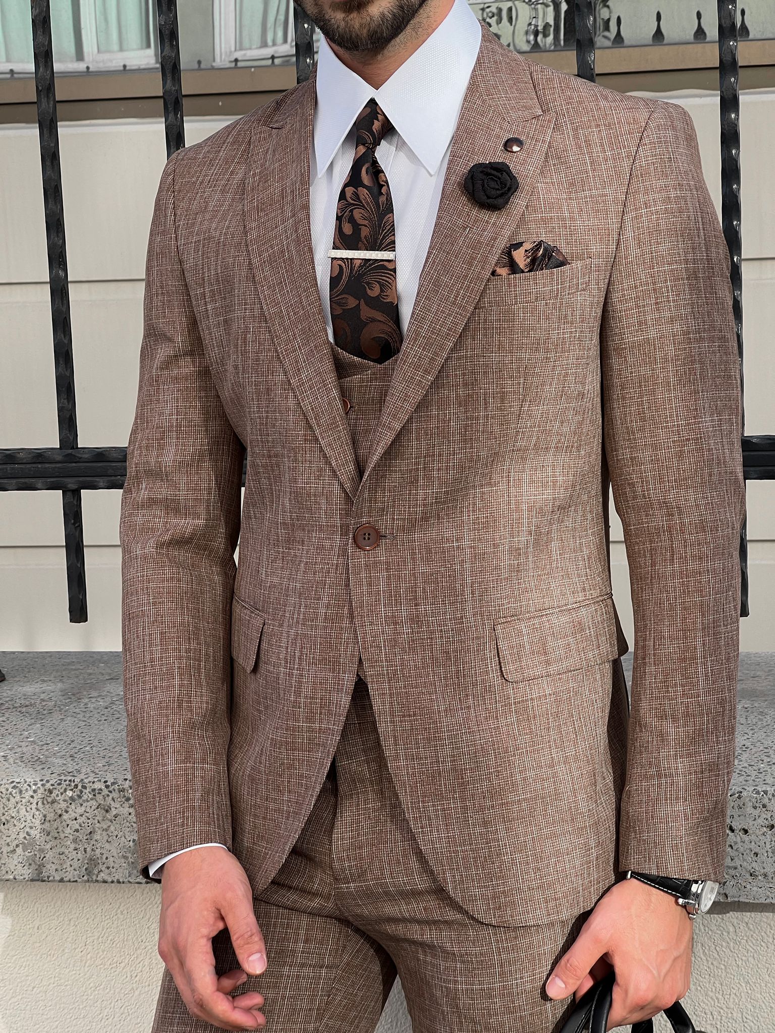 Bojoni Astoria Slim Fit Patterned Pointed Collared Camel Suit