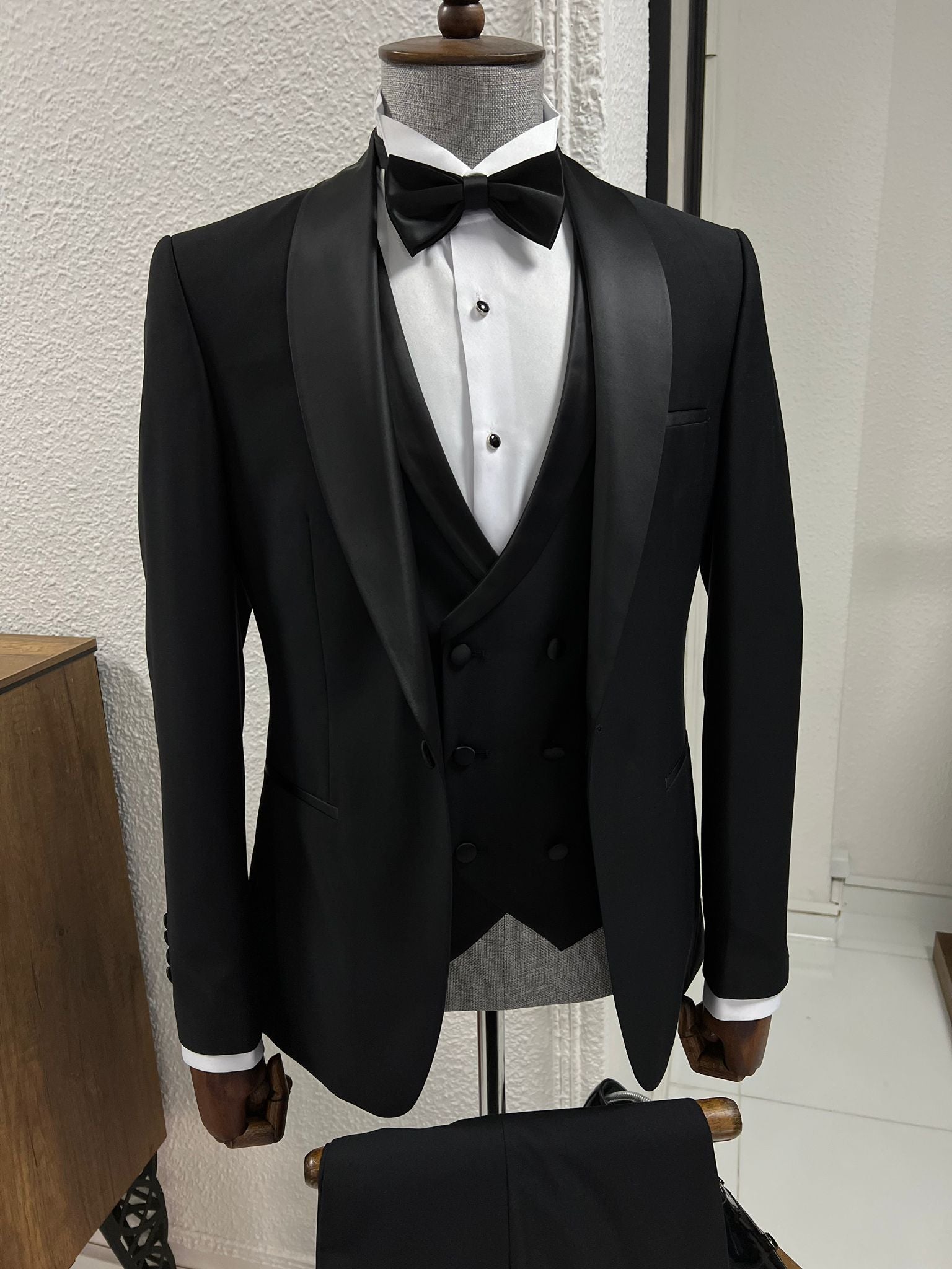 Louis Slim Fit High Quality Black Party Tuxedo