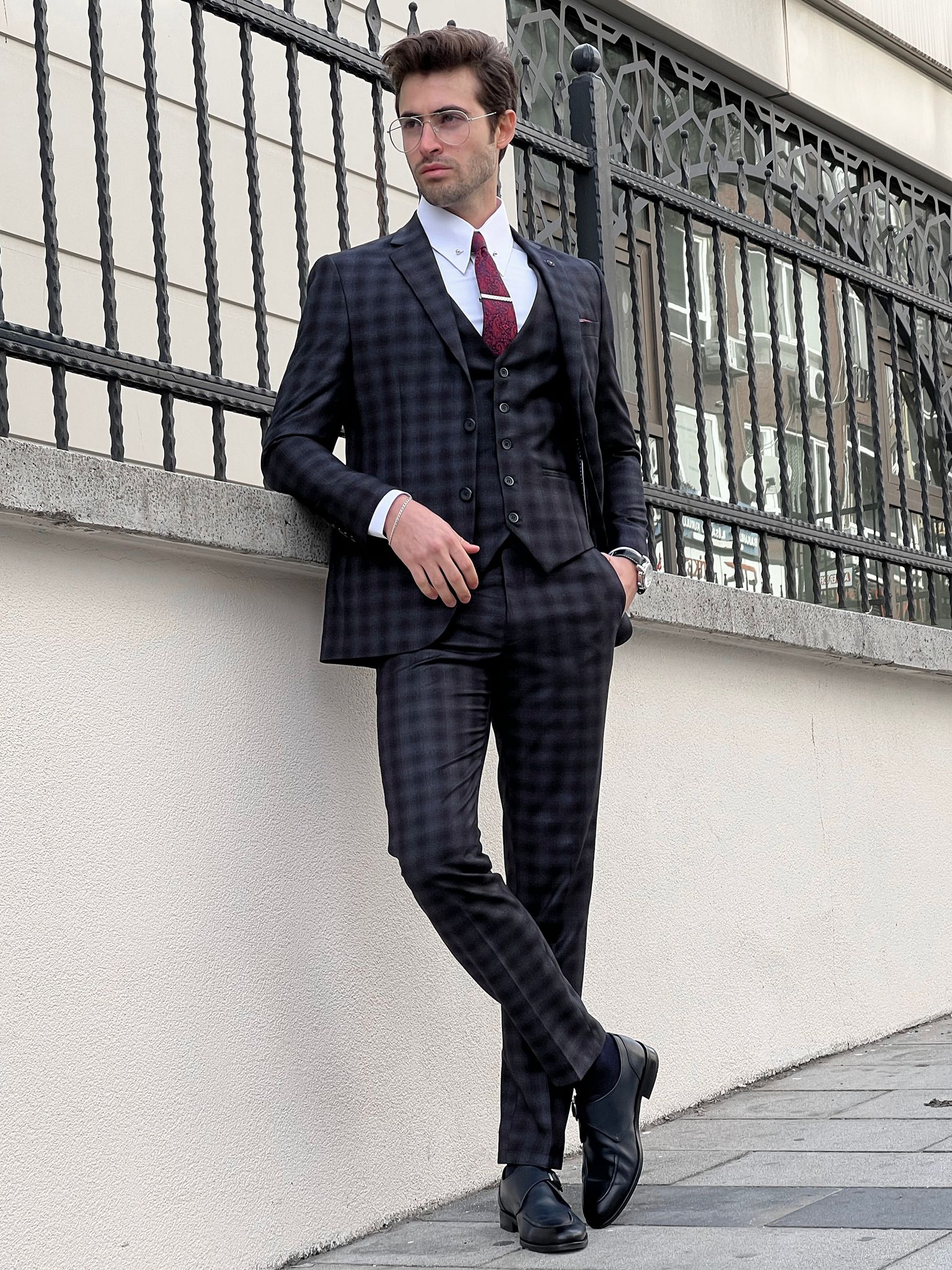 Louis Slim Fit Black & Navy Business Plaid Suit