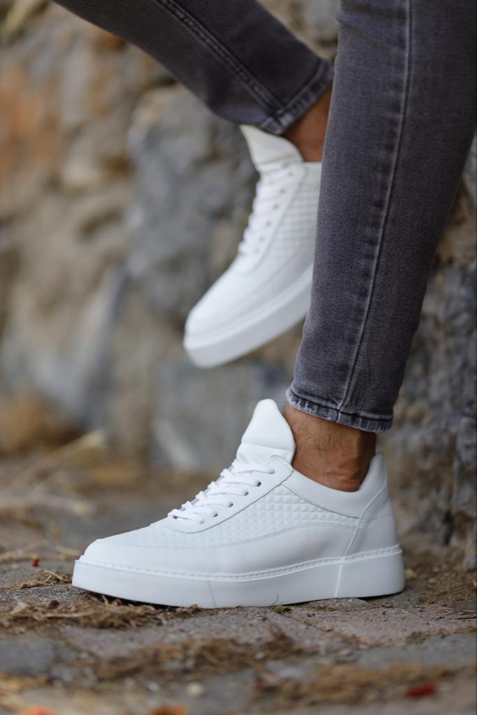 Bojoni Uluwatu  Square Detailed White Sneakers