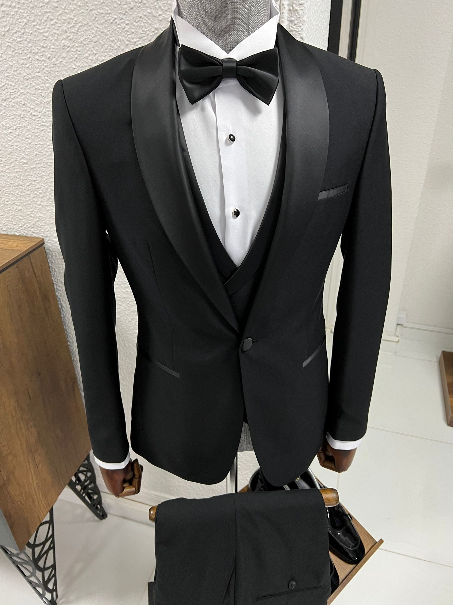 Louis Slim Fit High Quality Black Party Tuxedo