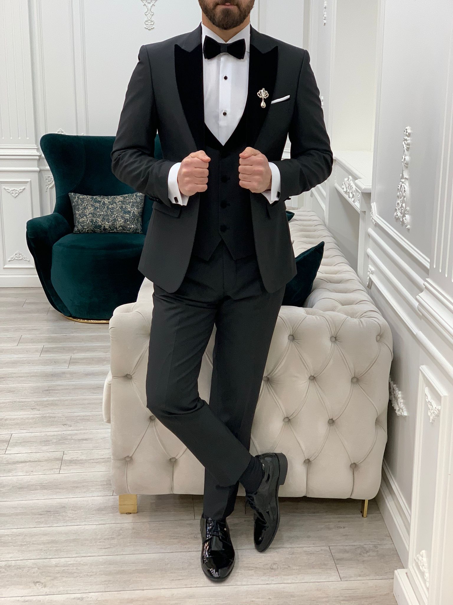 Bojoni Tishko Black Velvet  Slim Fit Tuxedo