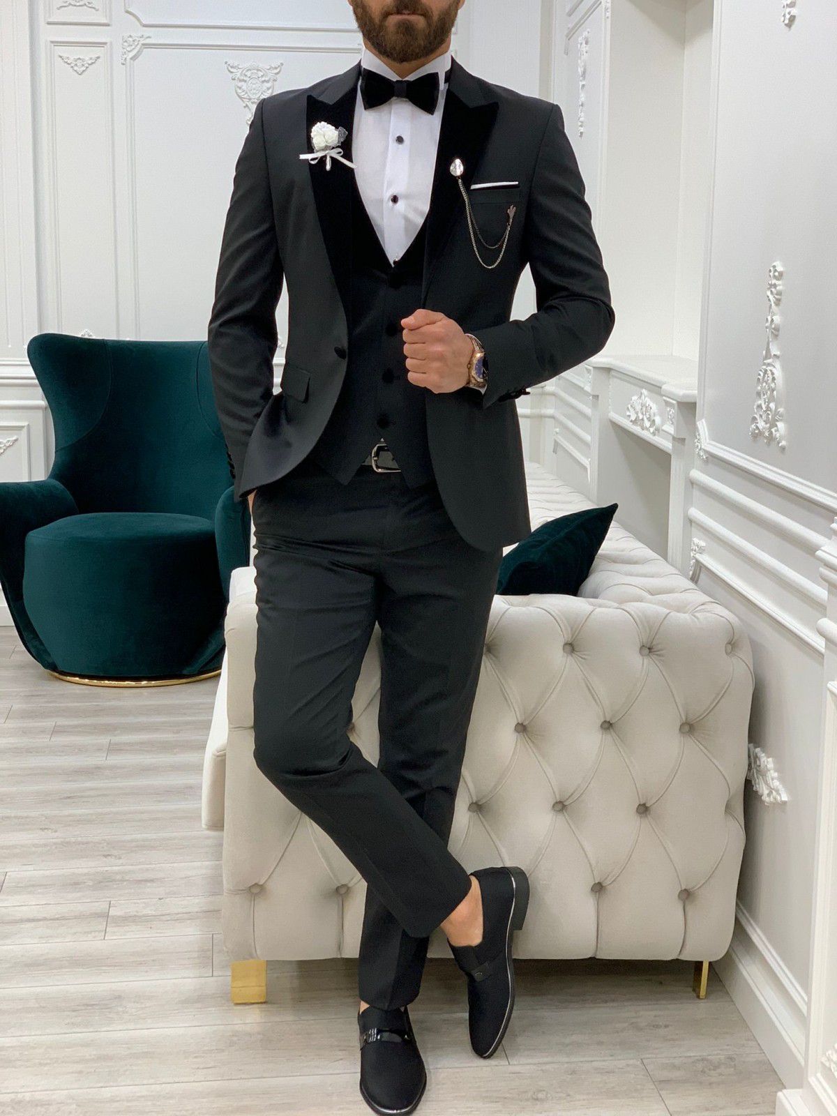 Moncani  Black Slim Fit Velvet Peak Lapel Tuxedo-baagr.myshopify.com-1-BOJONI