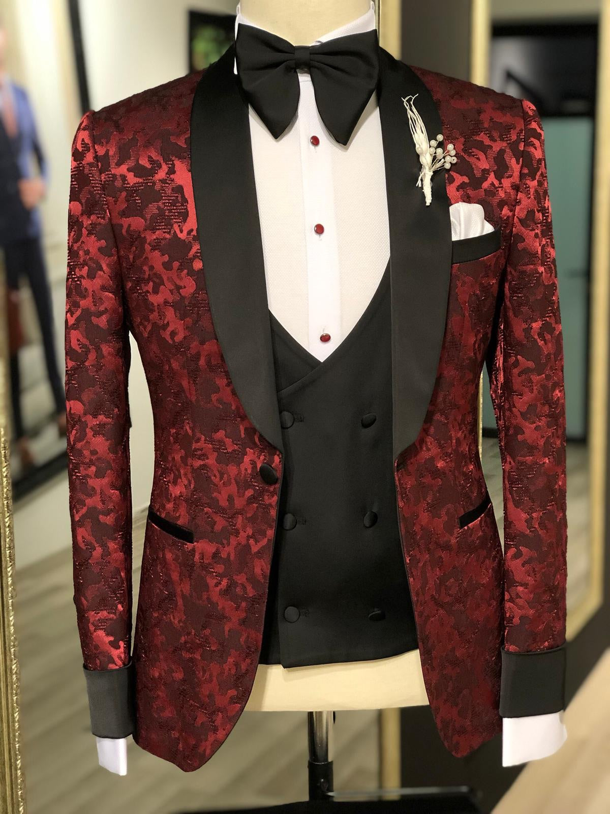 Slim-Fit Tuxedo Suit  Clearetred-baagr.myshopify.com-suit-BOJONI