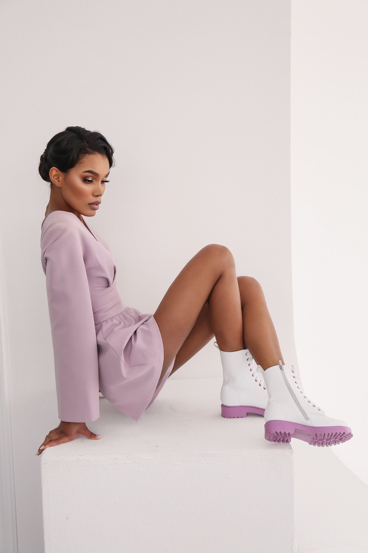 Bojoni Clan Boots with Contrasting Sole-baagr.myshopify.com-dress.-BOJONI